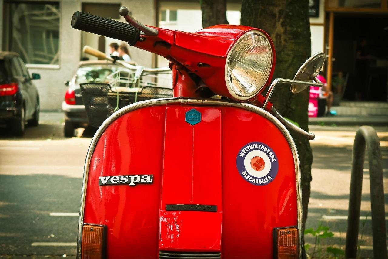 Combien coute l’assurance du scooter Vespa de Noémie de la rédac