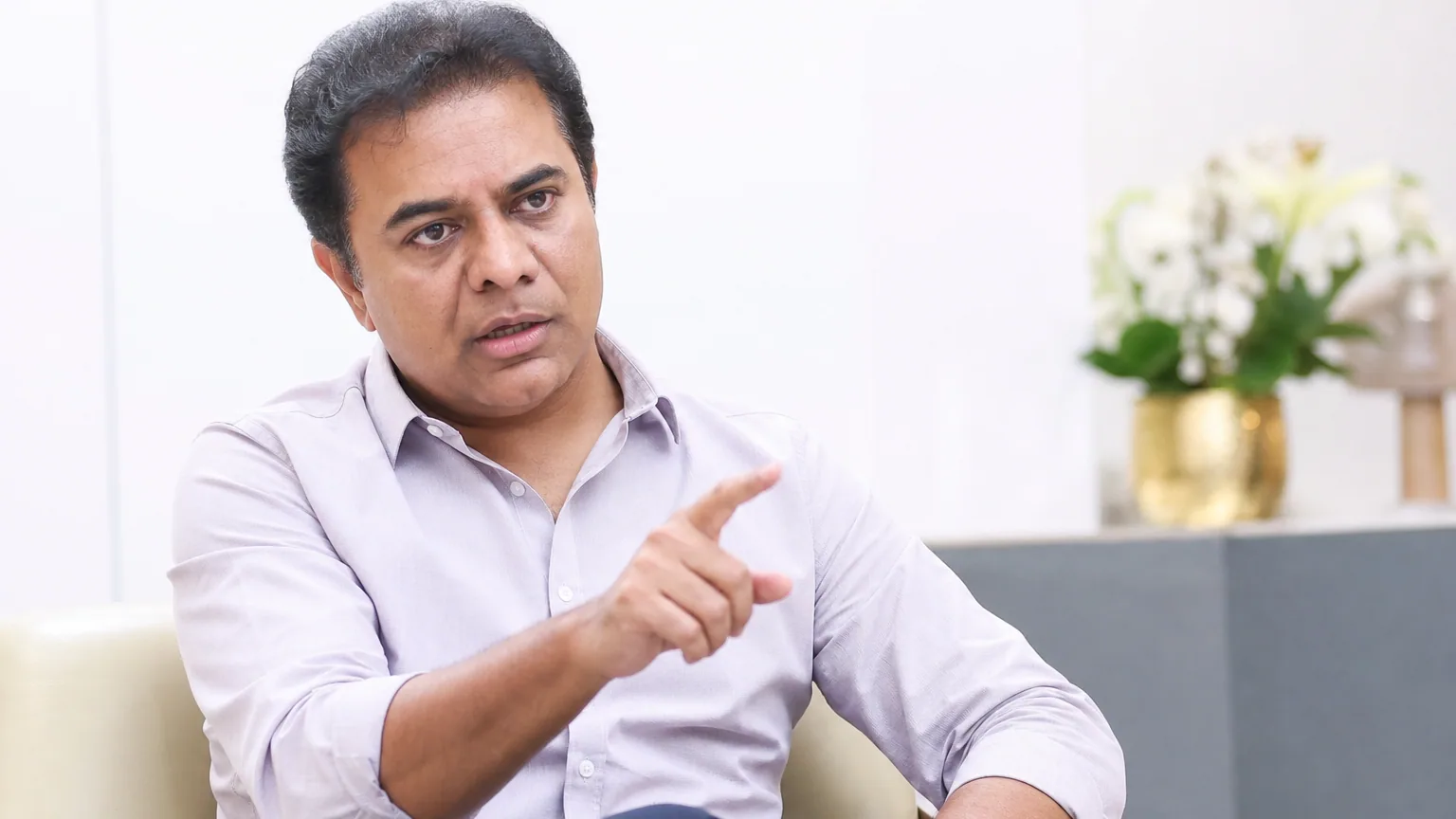 Kt Rama Rao dénoncié la position du Congrès sur les dépenses publiques, qualifiant son raisonnement d’illogique et trompeur