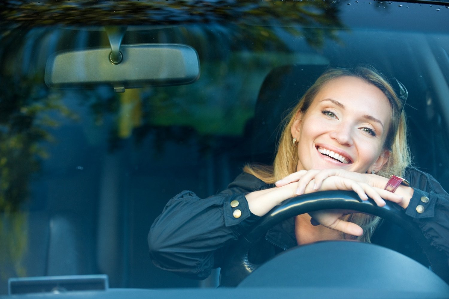 L’assurance auto est-elle moins chère pour les conductrices ?