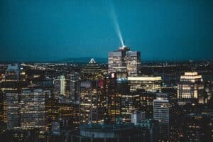 découvrez les moments forts de montréal avec nos conseils pour visiter la ville, ses attractions incontournables et ses quartiers emblématiques.