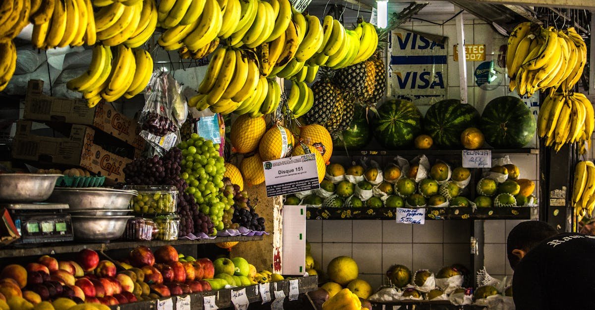 découvrez une large sélection de délicieuses bananes fraîches disponibles à l'achat. profitez de leur saveur sucrée et de leurs bienfaits pour la santé.