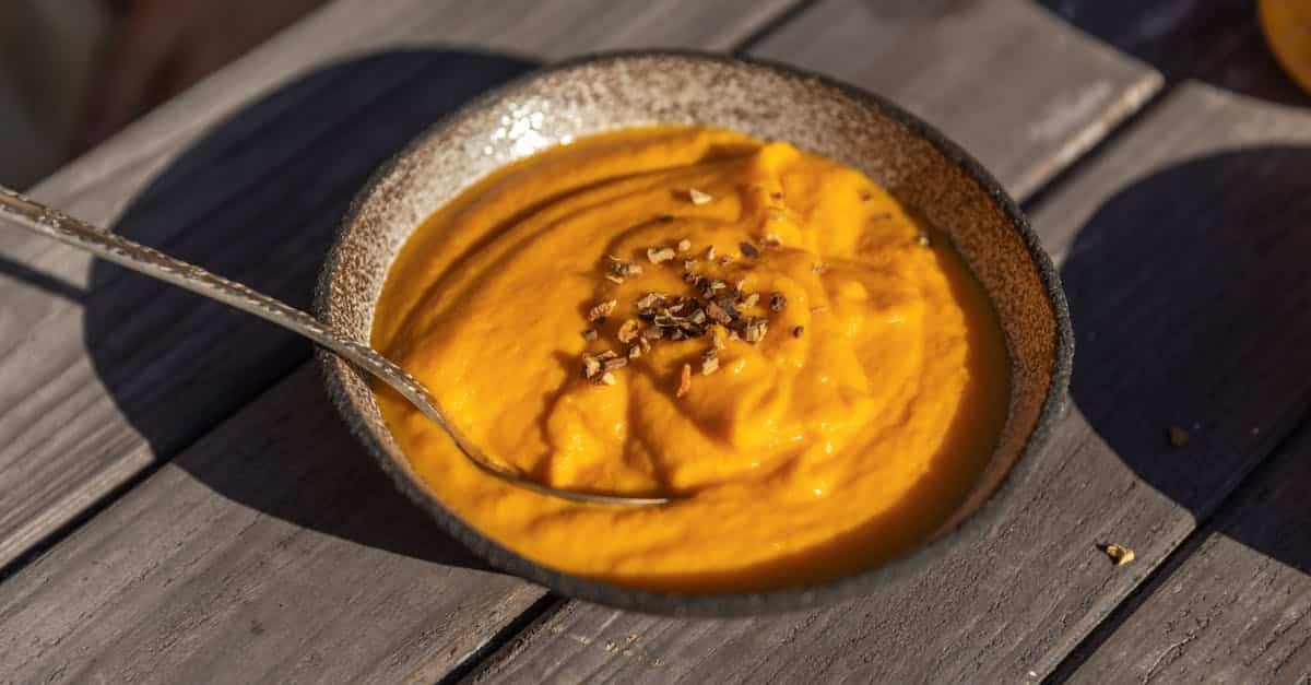 découvrez des idées d'apéritifs végétariens d'automne savoureux et réconfortants, parfaits pour vos repas en famille ou entre amis. explorez des recettes riches en saveurs, mettant en avant des ingrédients de saison pour émerveiller vos convives.