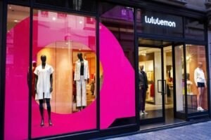 Lululemon s’implante à Milan, renforçant sa présence dans une capitale de la mode