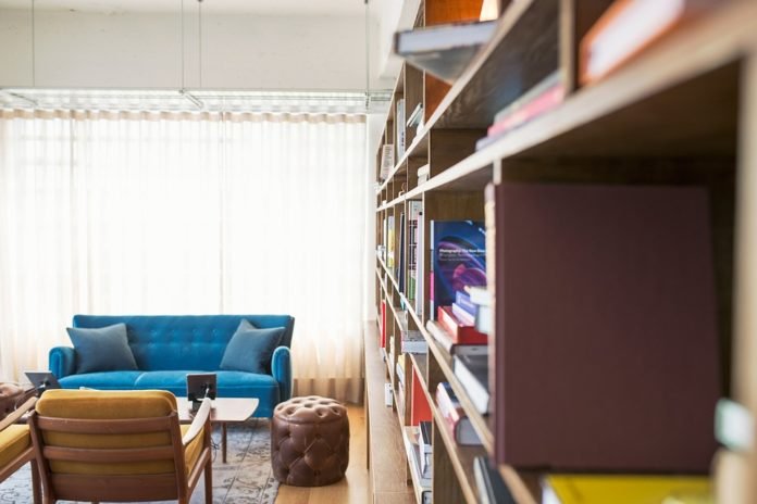 bibliothèque meuble salon
