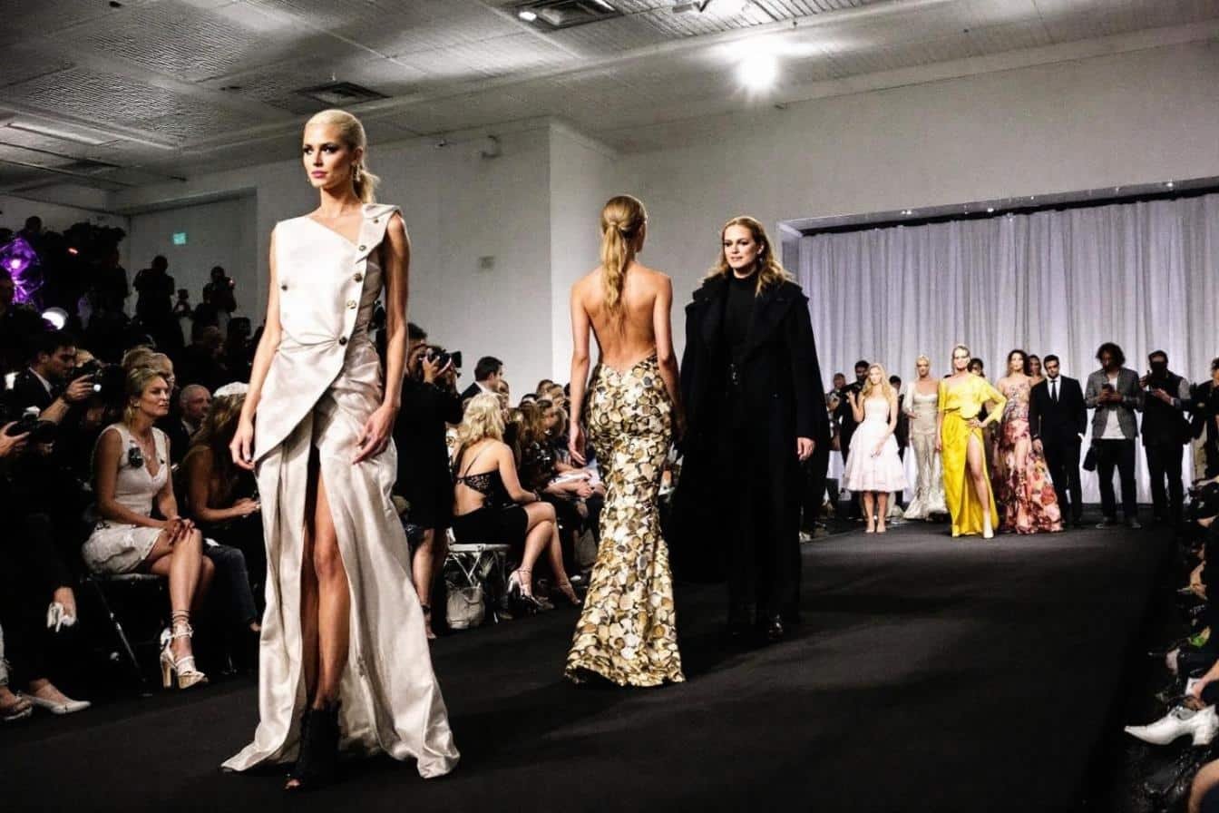 Podiums, tapis rouges et véritable style : la scène de la mode à Mass. s’illumine entre maintenant et octobre