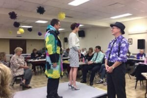 Une association locale organise un défilé de mode pour collecter des fonds au profit des adultes en situation de handicap