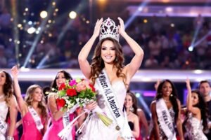 Une native de Greenville couronnée Miss Teen All American
