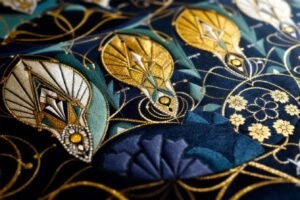 Une tendance décorative centenaire fait son retour en force, avec une touche de glamour inédite